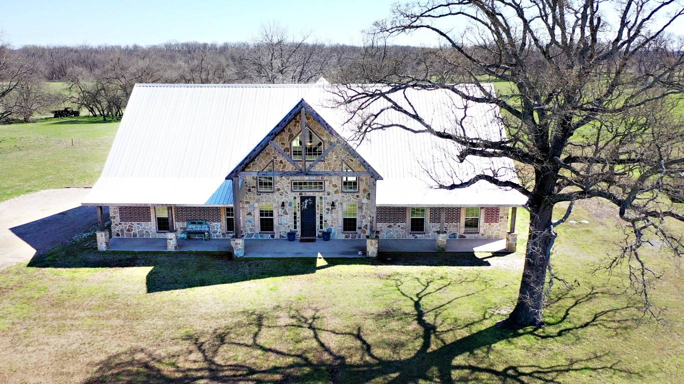 1683 CR 25050 Roxton, TX 75477 Roxton, Lamar County, Texas