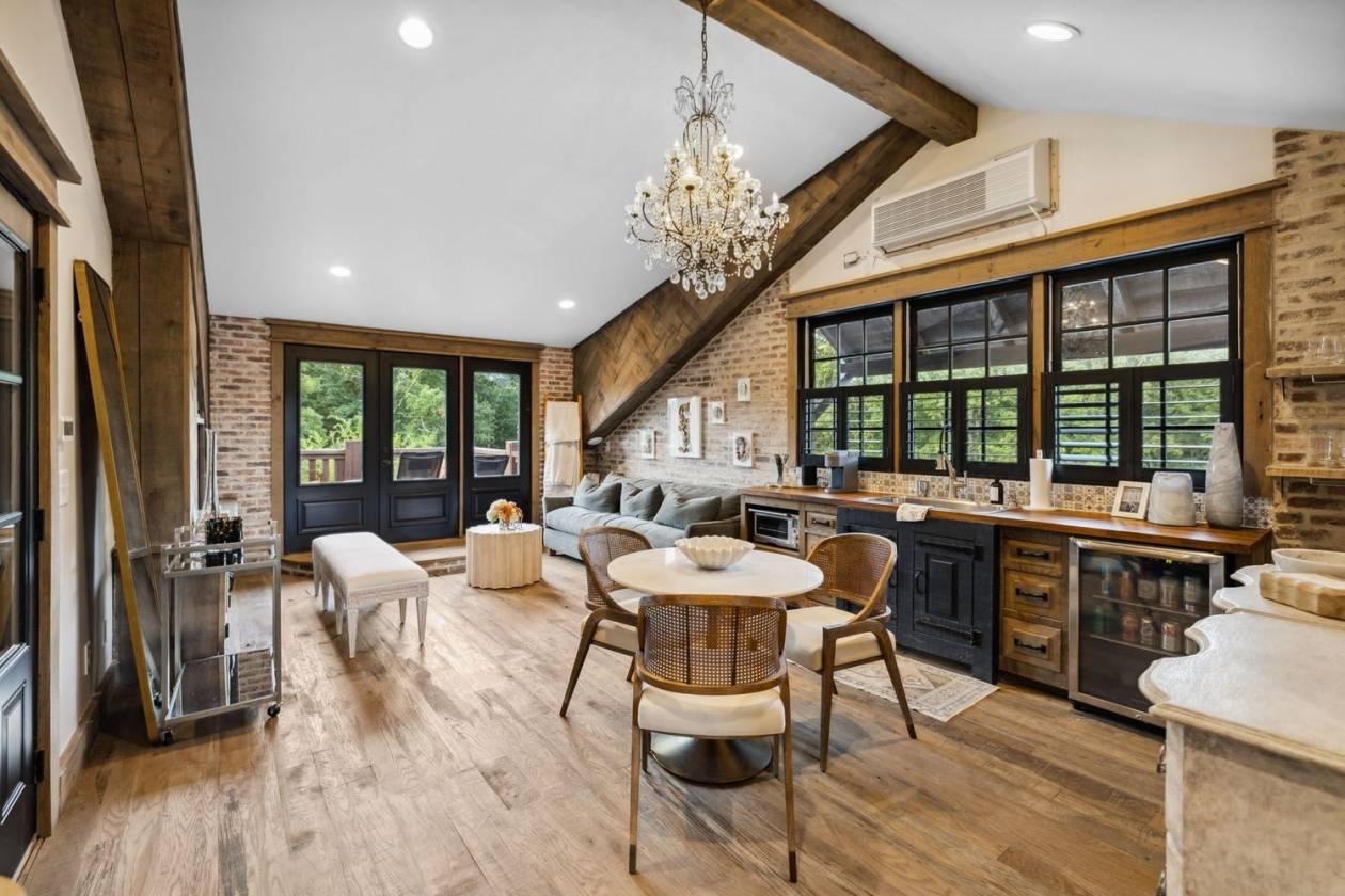 Cortina Farms: 120-Acre Equestrian & Event Estate - photo 20
