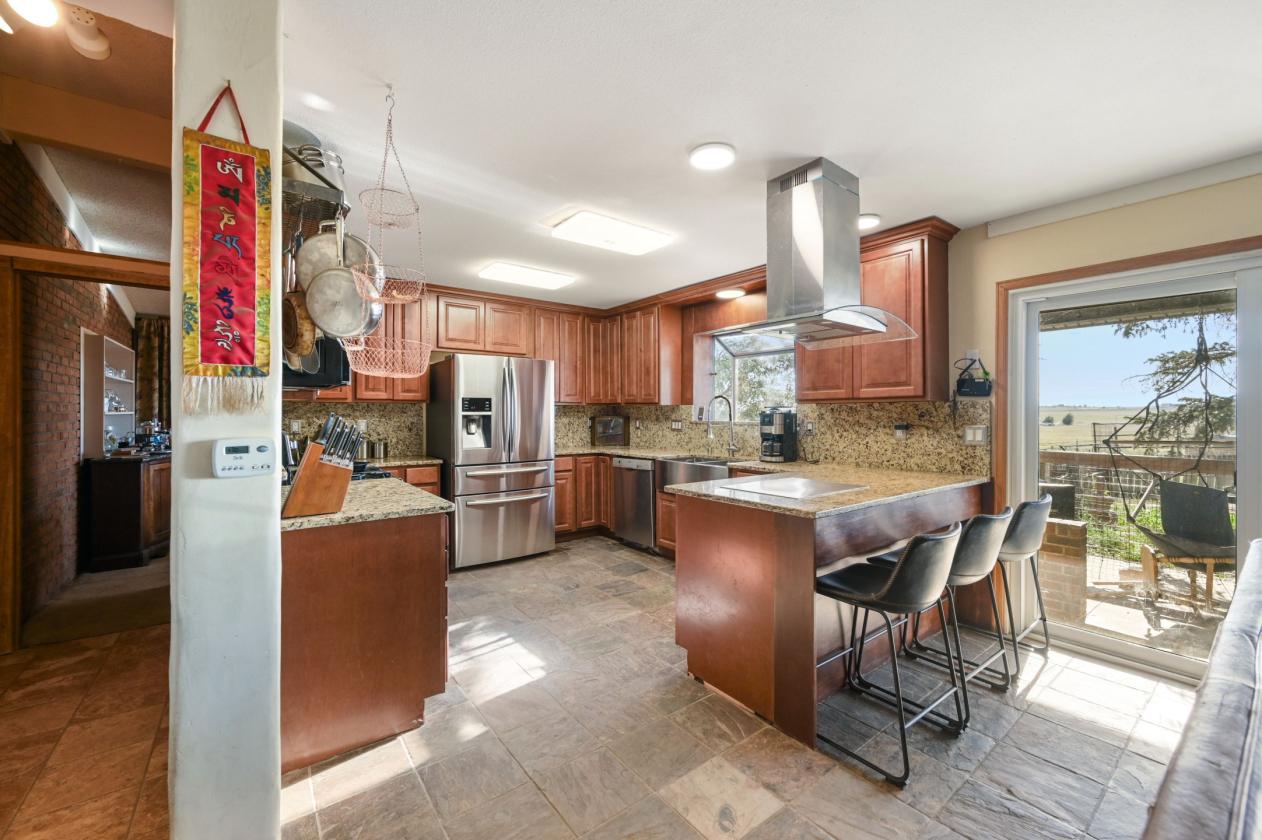 Boarding Facility - 40 stalls - 80 AC - 2 Homes - photo 22
