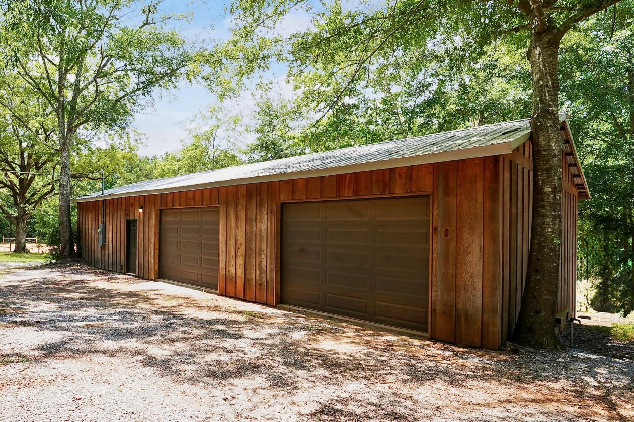 89.99 acre horse farm with lighted arena & more - photo 16