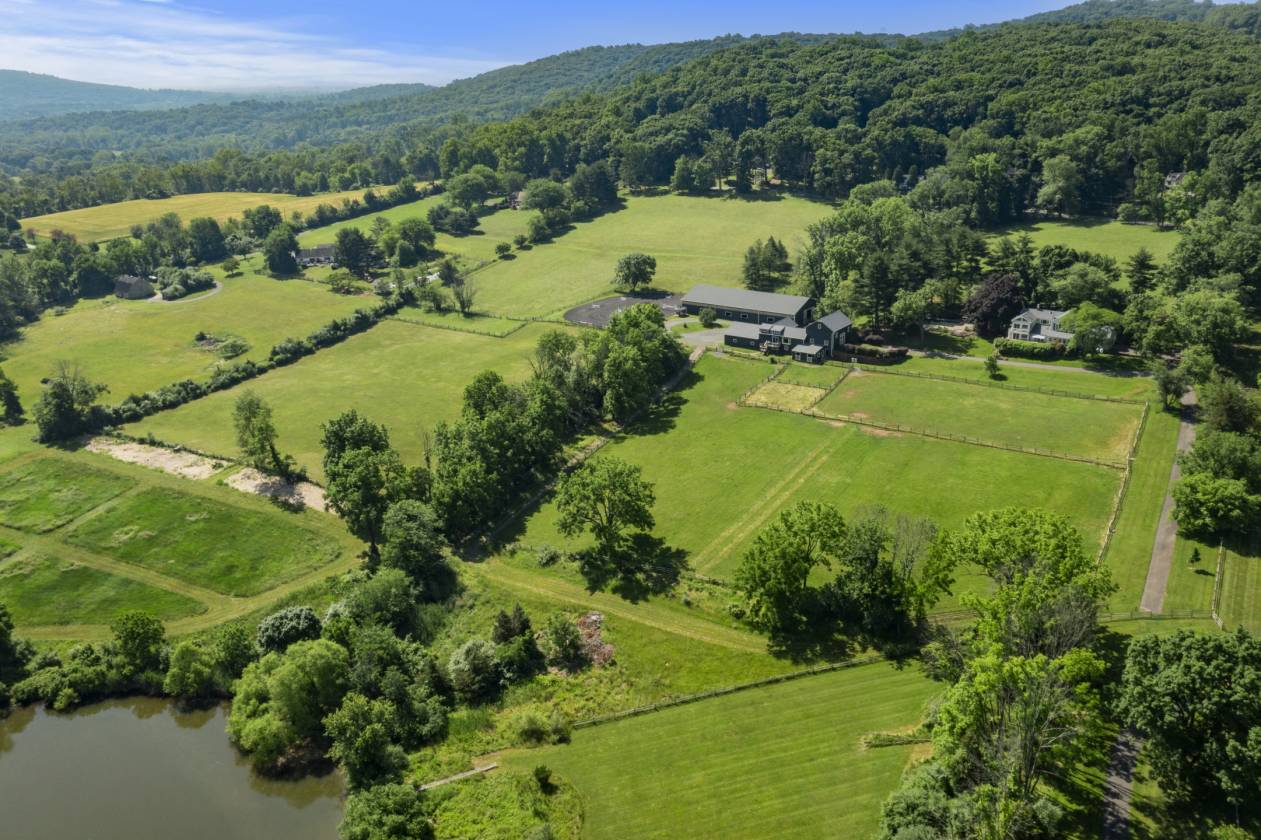 Horse Property for sale.