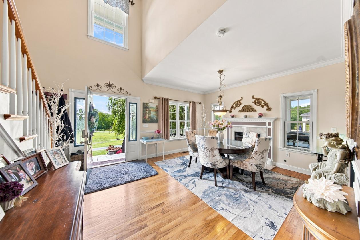 Equestrian Haven: Pool, Barns, Paddocks & More - photo 15