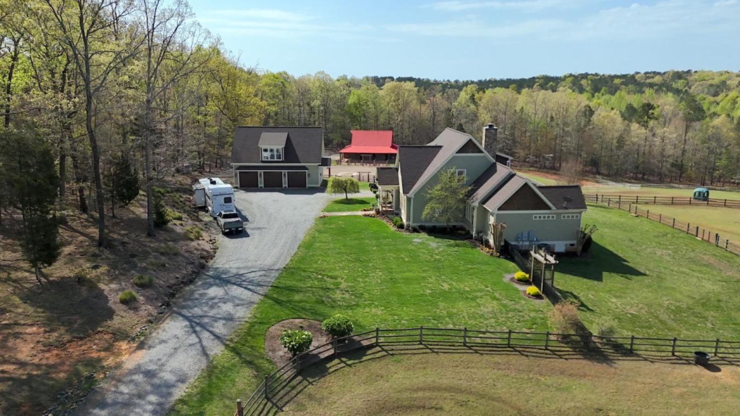 EQUESTRIAN PROPERTY HAVEN - photo 14