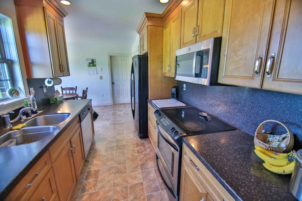 16 acre Equestrian property - photo 9