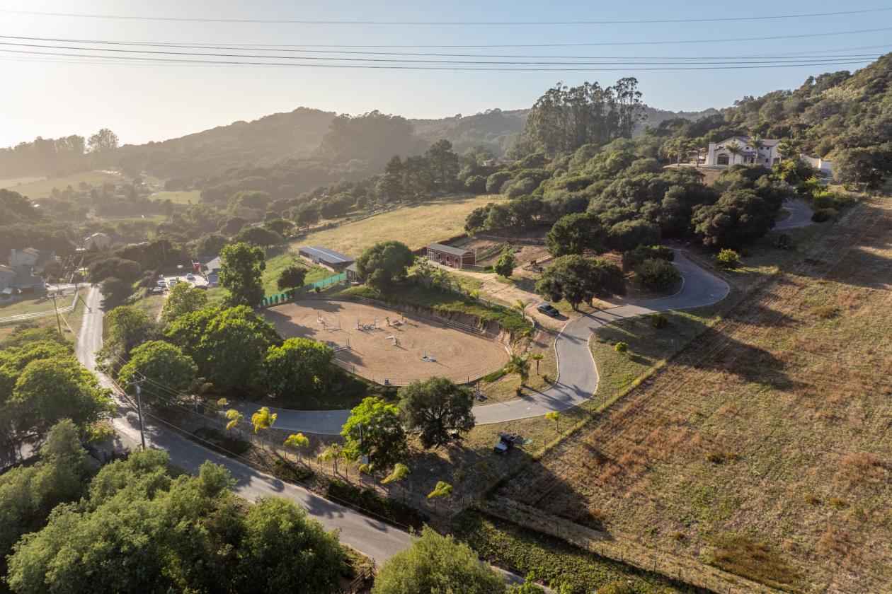 5 Acre Horse Property & Ocean Views - photo 1