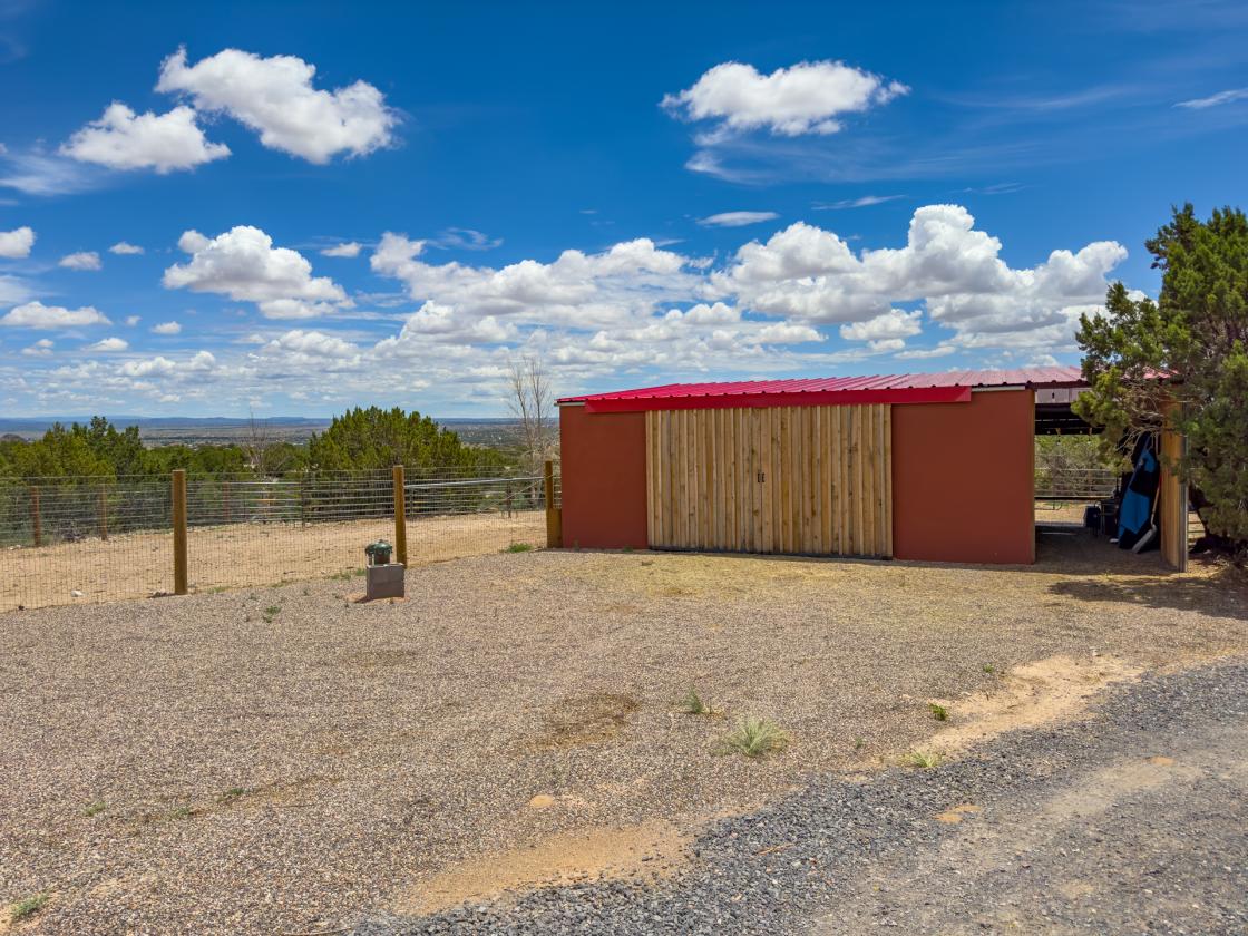 Fantastic Horse Property + Views!!! - photo 10