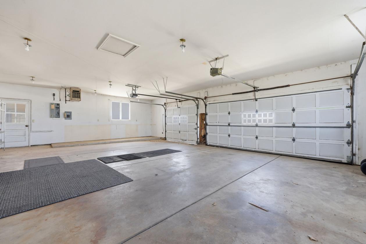 Sunset Ridge Equestrian Estate - photo 29