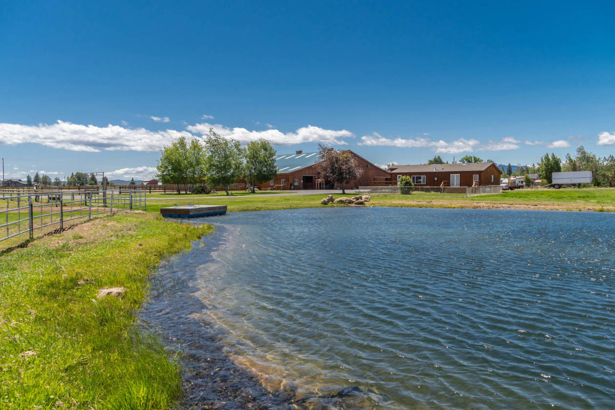 Premiere Central Oregon horse Property | Bend, Deschutes County, Oregon ...