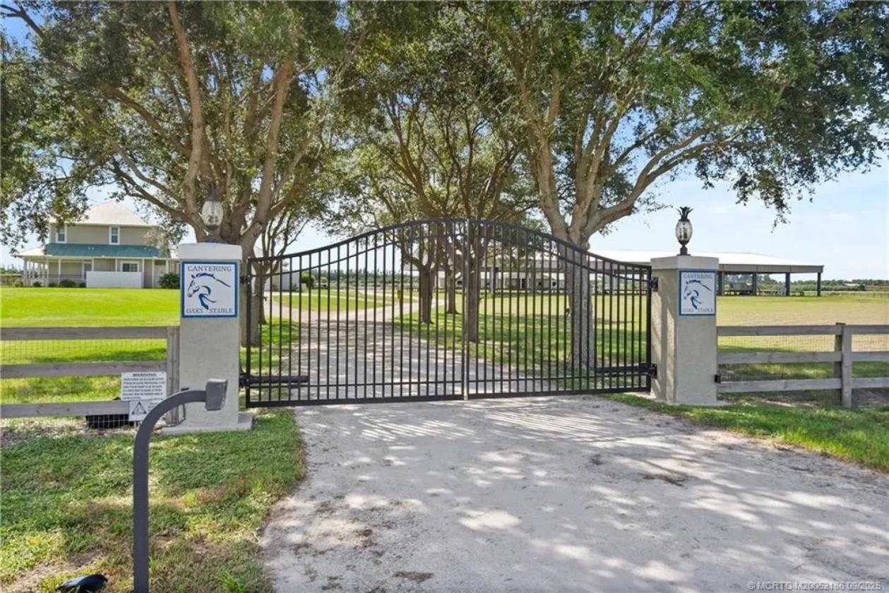 Income-Producing Equestrian Estate w/15-Stall Barn - photo 18