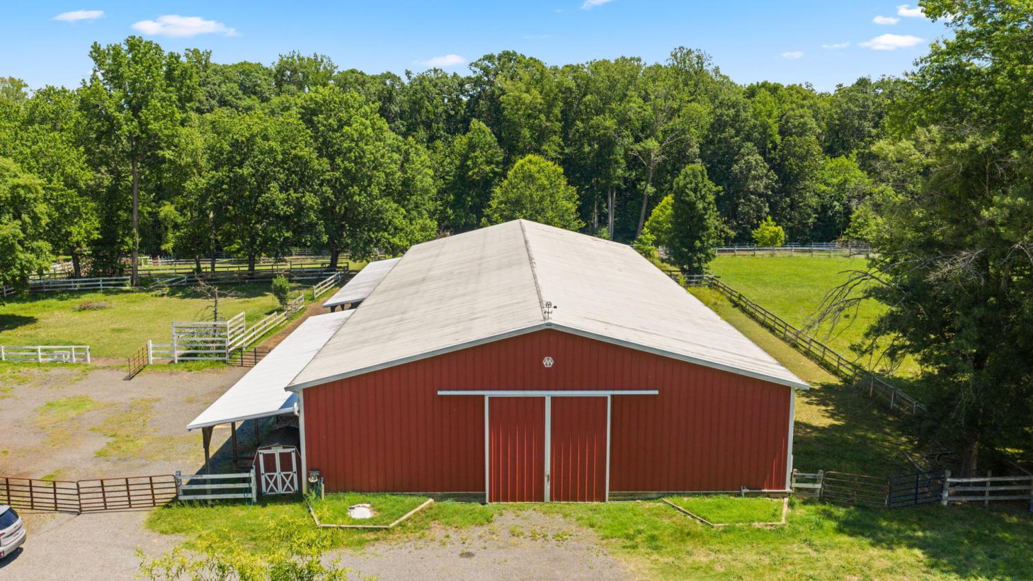 A Farm Built Over Time. Ready for It's New Chapter - photo 25