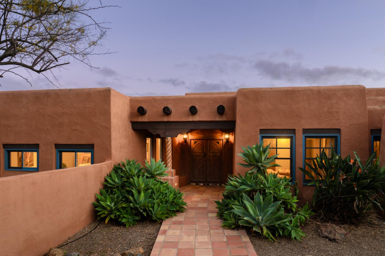 Rancho Santa Fe Lifestyle. County Freedom. No HOA. - photo 3