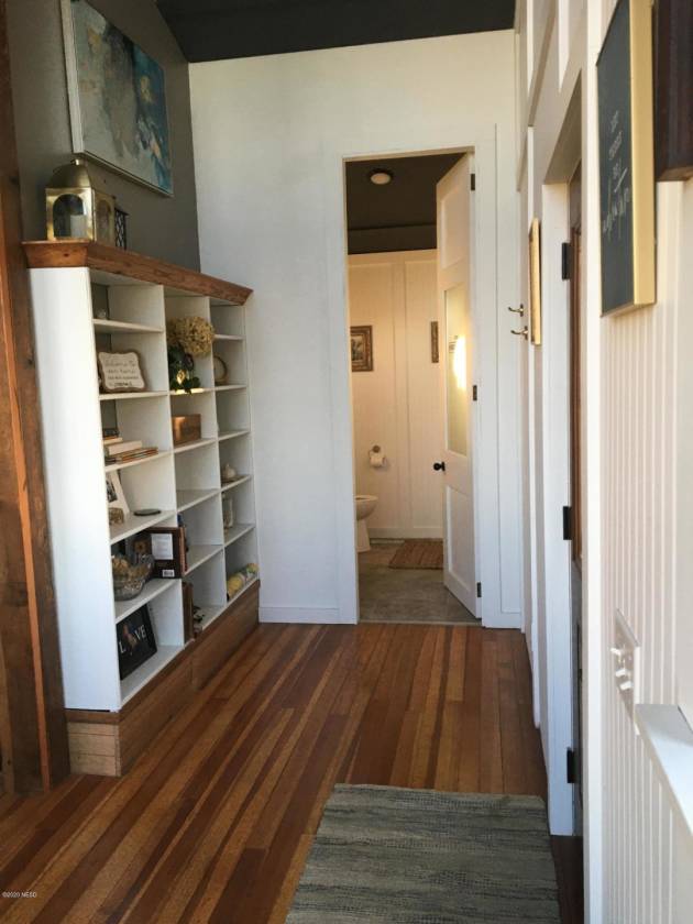 Custom built home on bluffs overlooking BIg Stone Lake with... Big