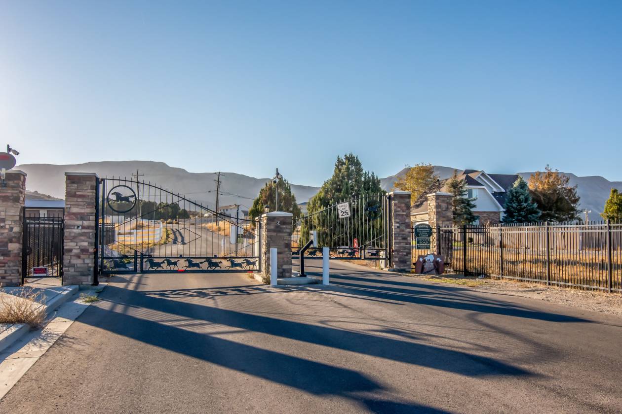 Amazing Horse Property in Private Gated Community with access to... Herriman, Salt Lake County