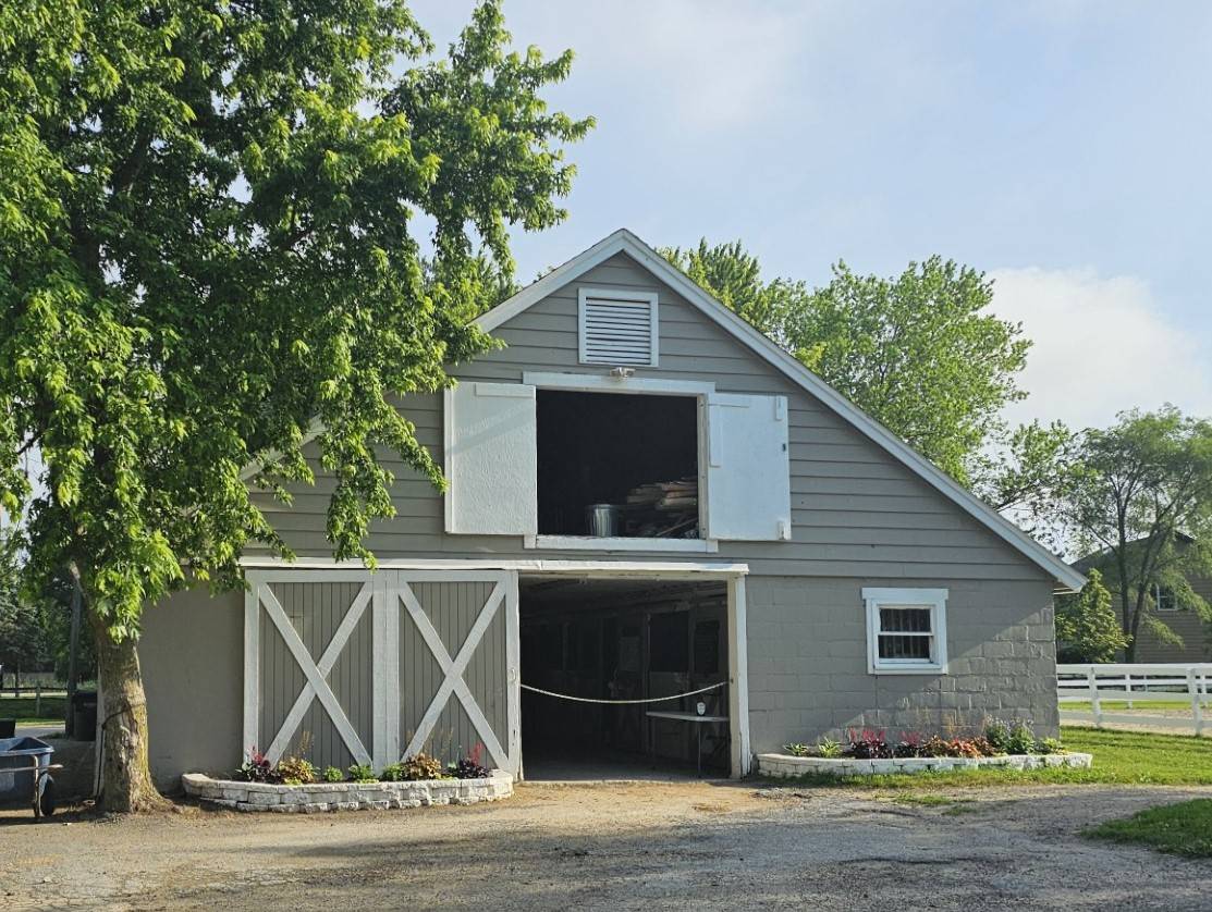 Exceptional 15-Acre Equestrian Facility! - photo 13