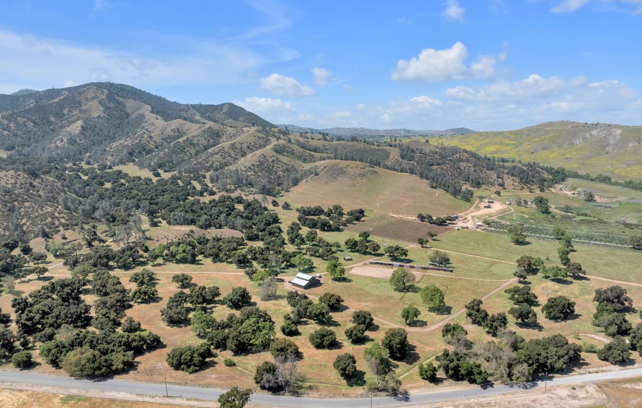 DOUBLE SEVEN ZERO RANCH - photo 11
