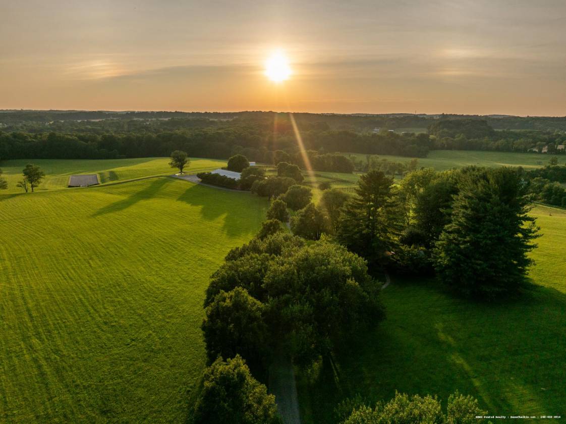 Horse Property for sale.