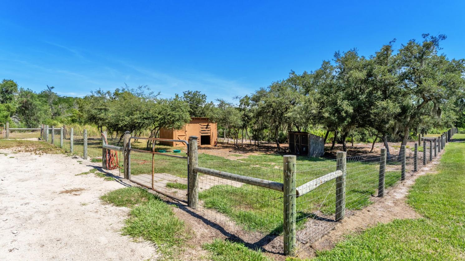 Fully Renovated Estate and Grounds on 20 Acres - photo 24