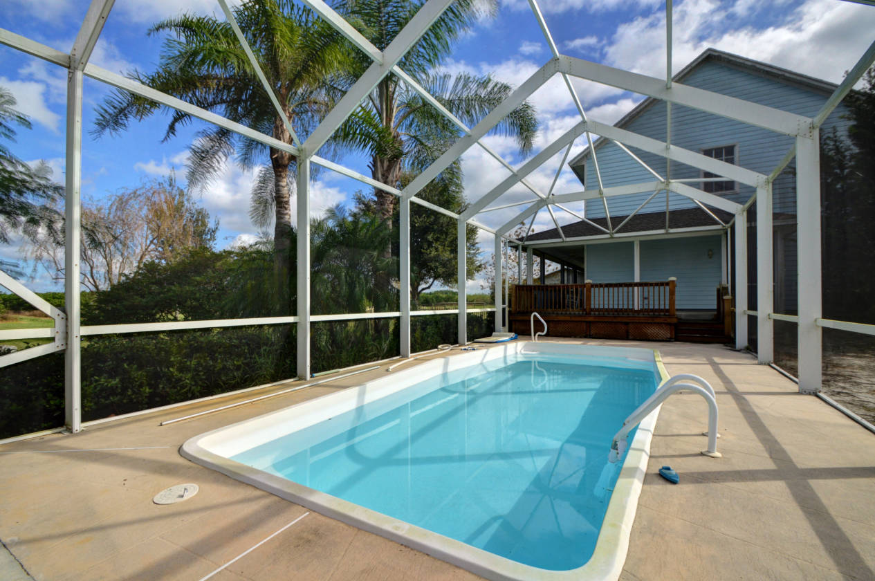 Enjoy the Country Life on a 20 Acre Farm Home! Vero Beach, Indian