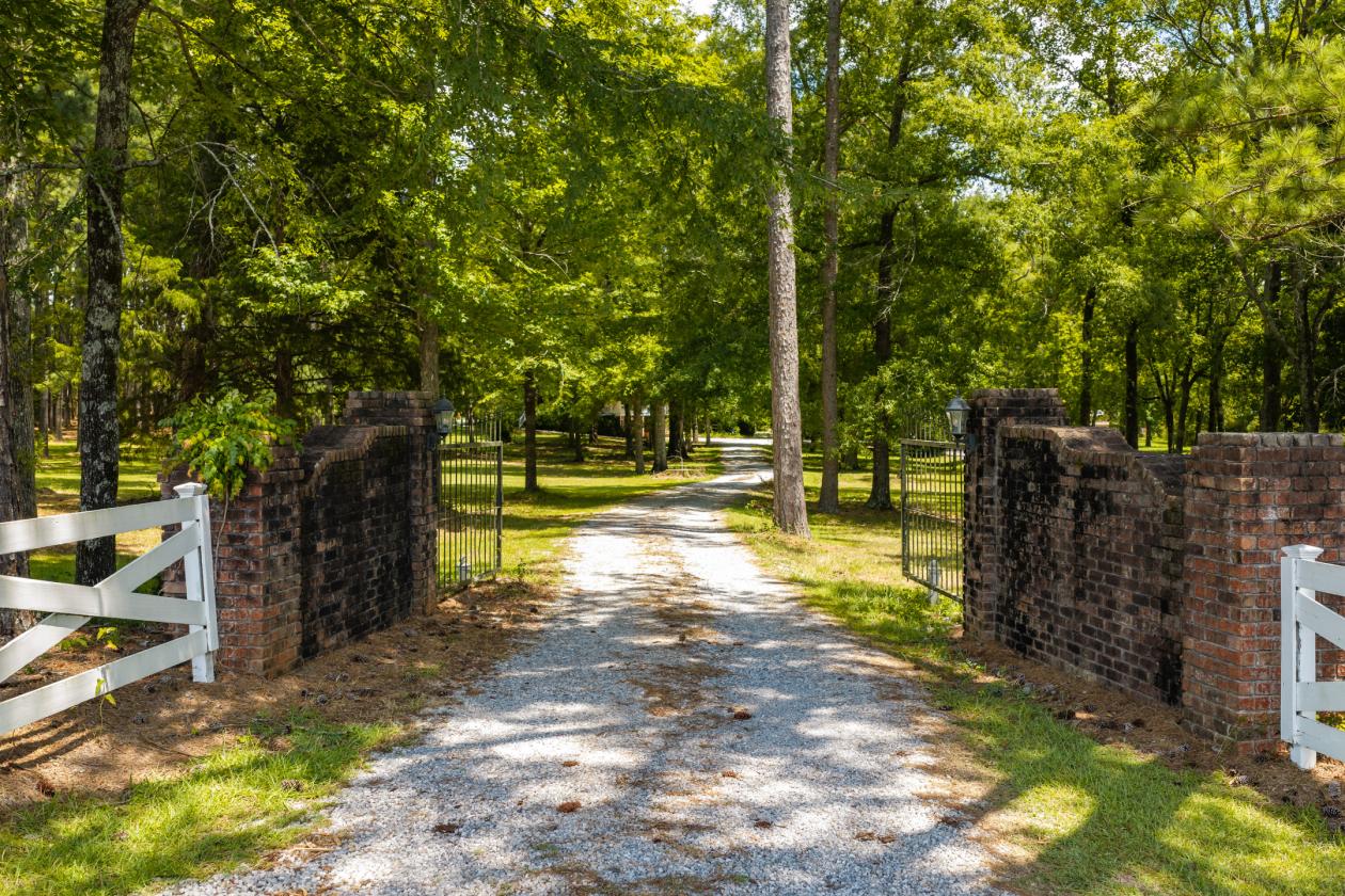 PRIVATE COUNTRY RETREAT! - photo 4