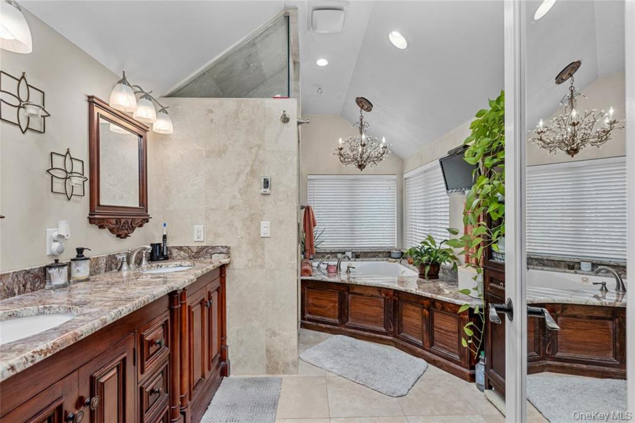 Spectacular 100+ Acre Equestrian Estate - photo 24