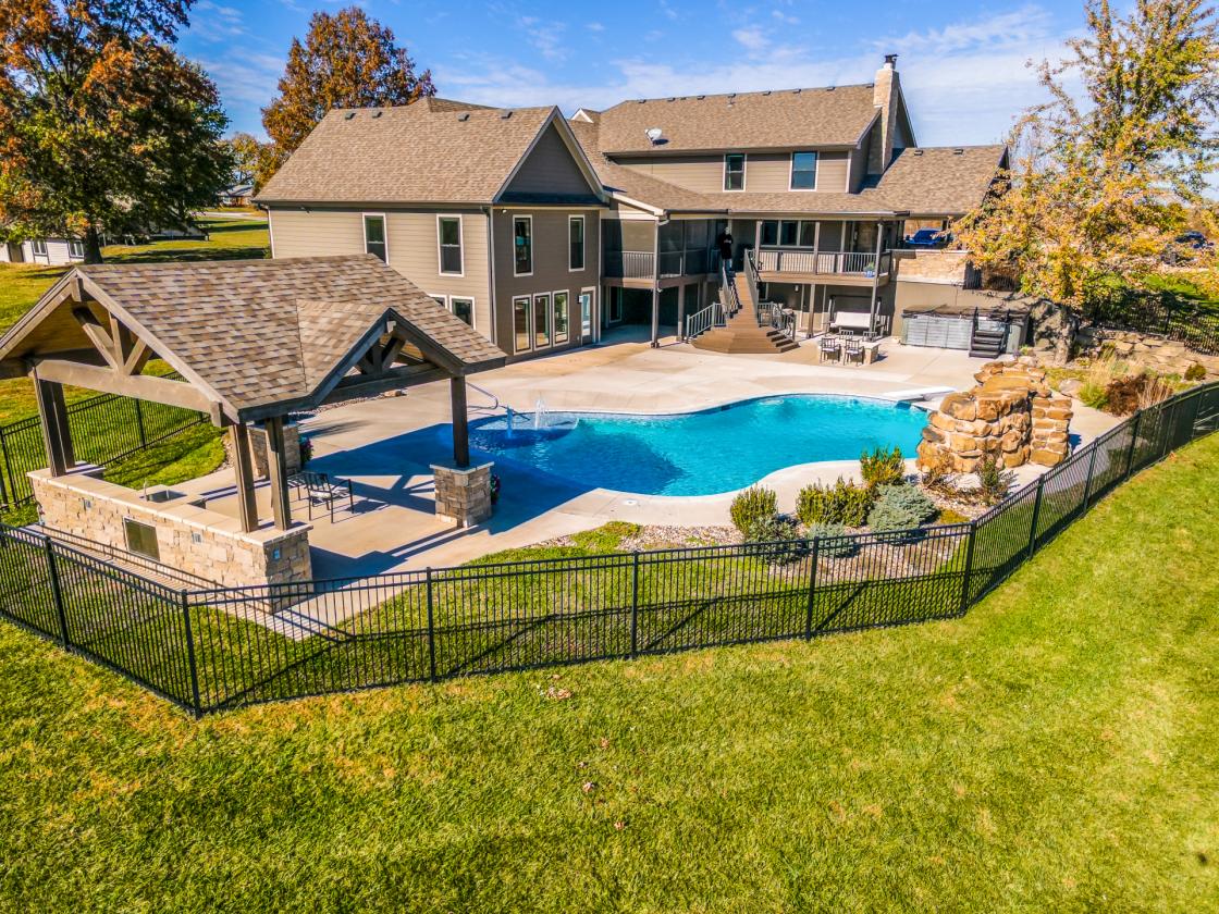 Equestrian Estate, 40+/- acres, Huge Indoor Arena - photo 4