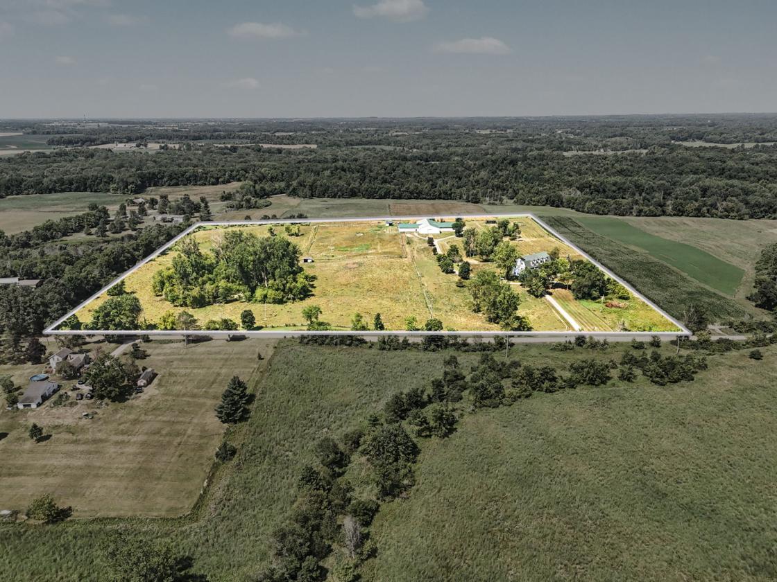 Indoor Arena on 26 Acres with Large Home - photo 13