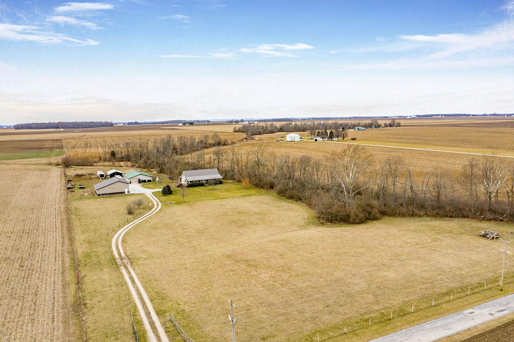 Horse Lovers Delight with a large home on over 9... Liberty, Union County, Indiana
