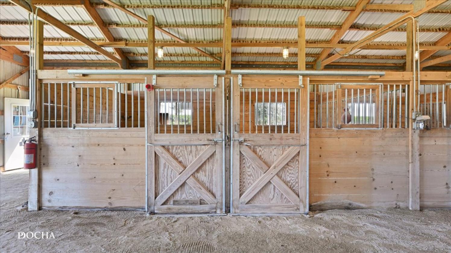 10 Acre Equestrian Estate! - photo 21