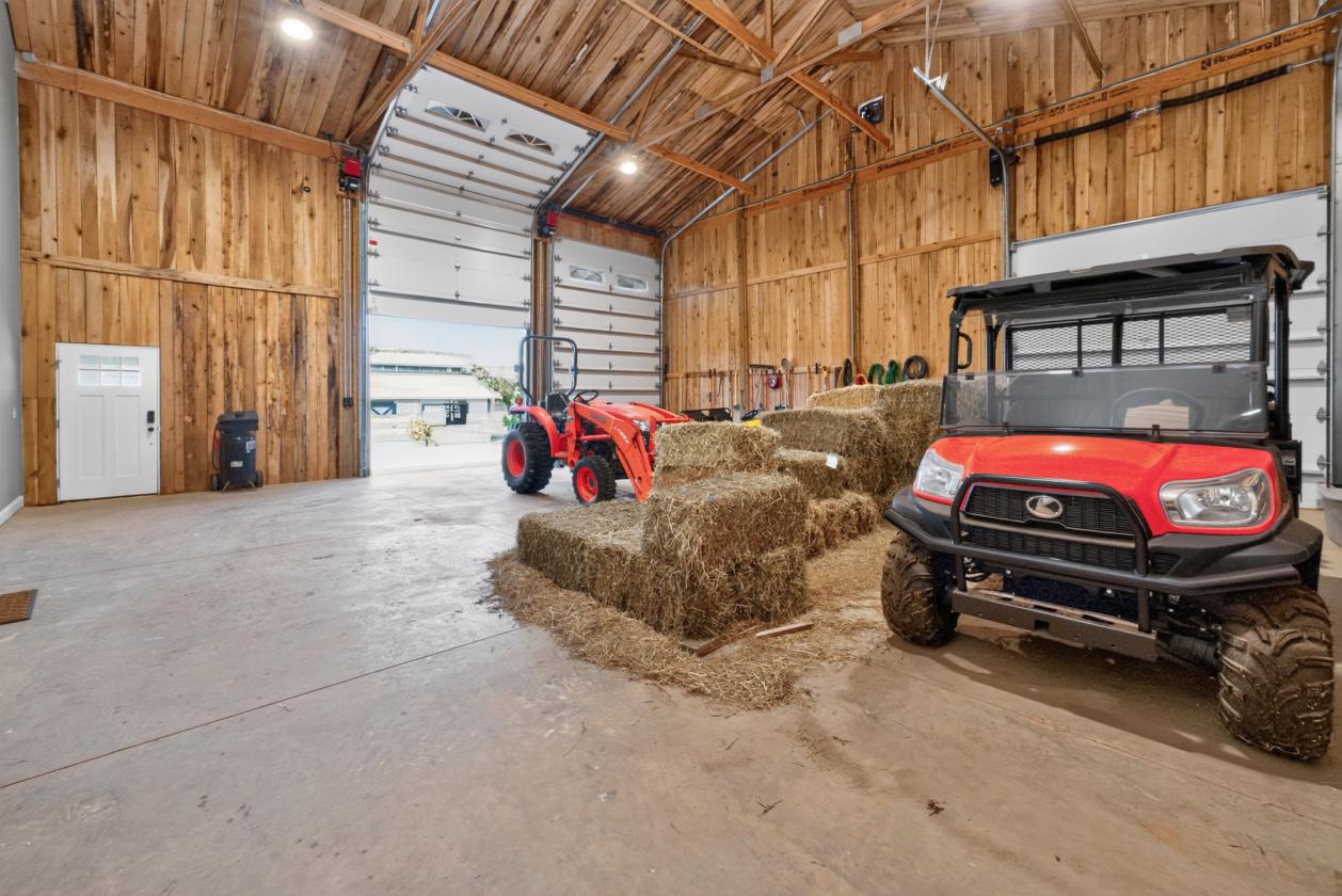 Luxury Horse Farm with 2 Homes and Covered Arena - photo 14