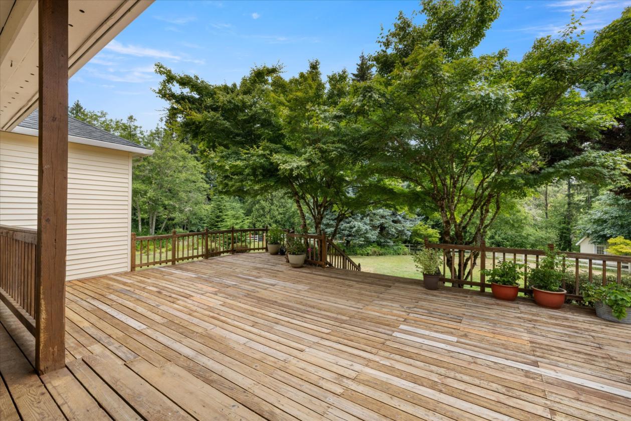 PNW Country Home w/Equestrian Foundations - photo 14