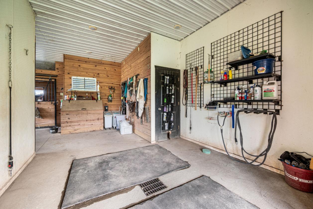 10 acre farmette with barn, ring, pool - photo 10