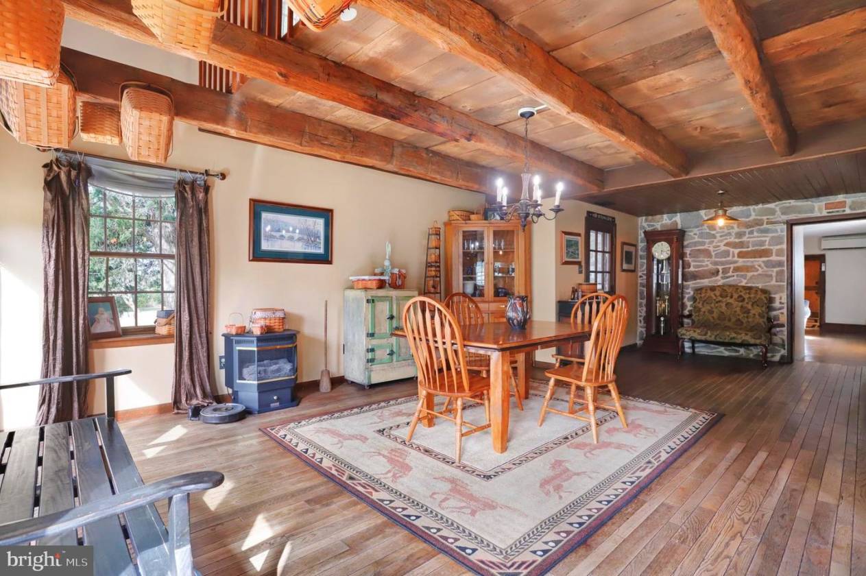 32+ acre equestrian estate for sale Boonsboro, Washington County