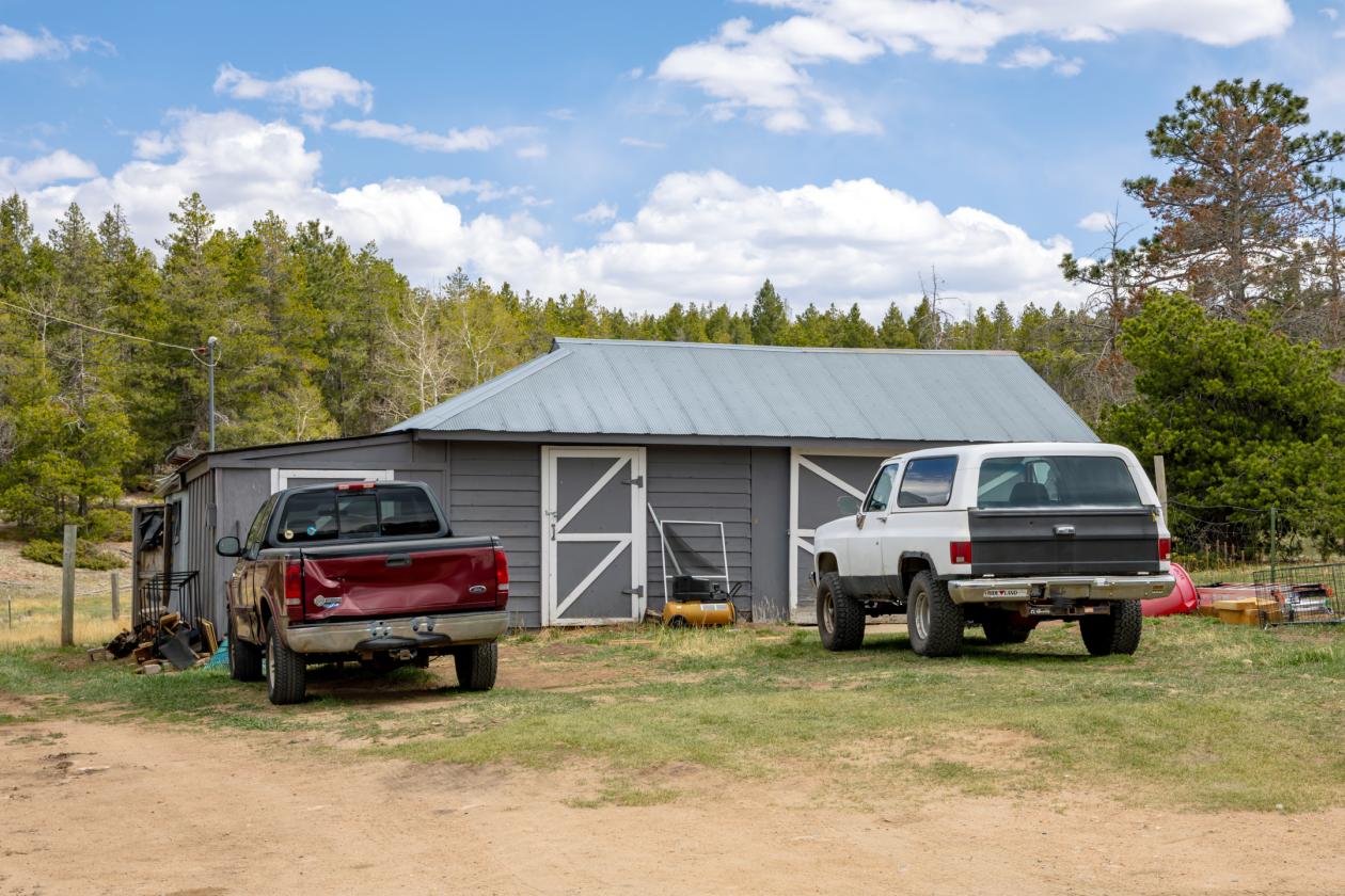 7.8 acres with 4 rentals - photo 23