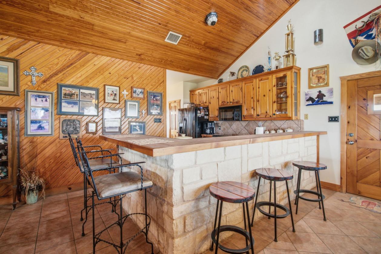 Beautiful Horse Property in Denton County - photo 13