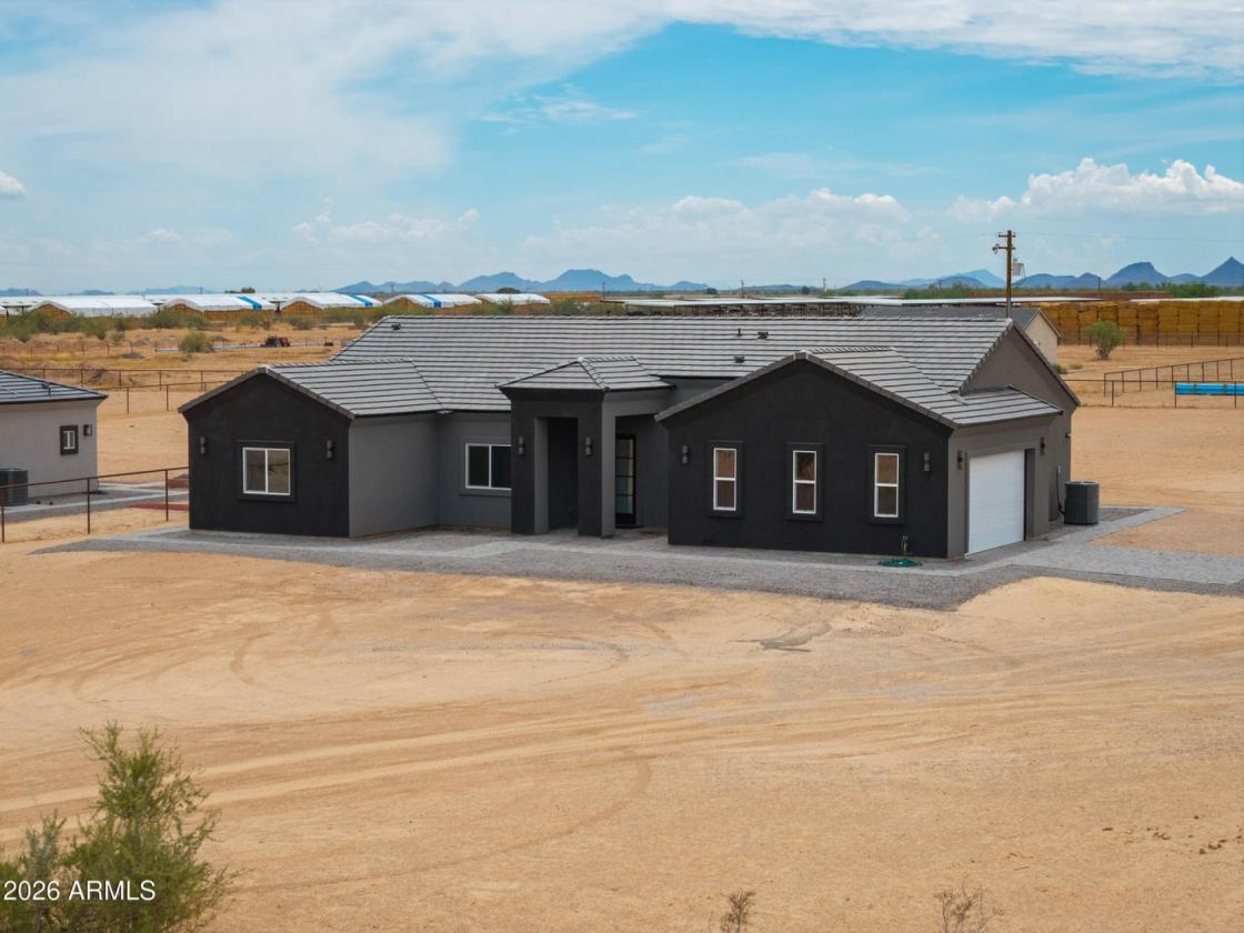 MODERN FARMHOUSE • 1.5 ACRES • NO HOA! - photo 1