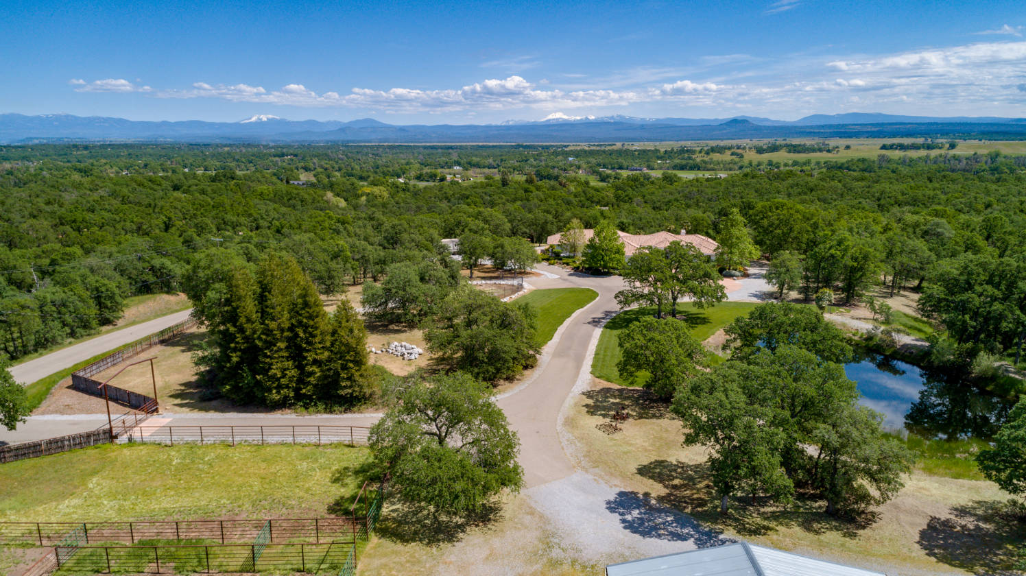 Luxury Equestrian Estate with Covered Arena Palo Cedro, Shasta County
