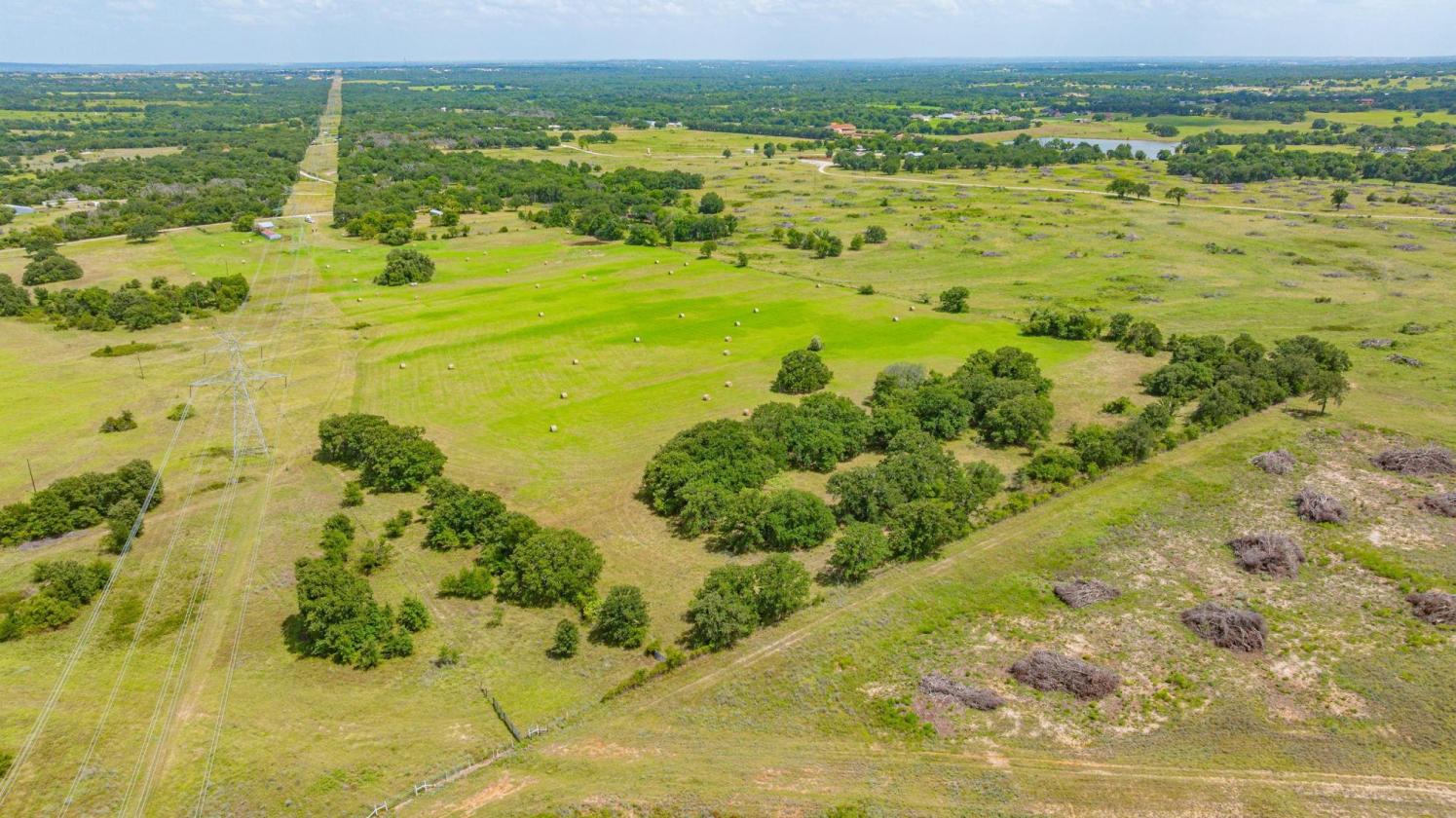 Turnkey Ranch Property With Coastal Fields!! - photo 27