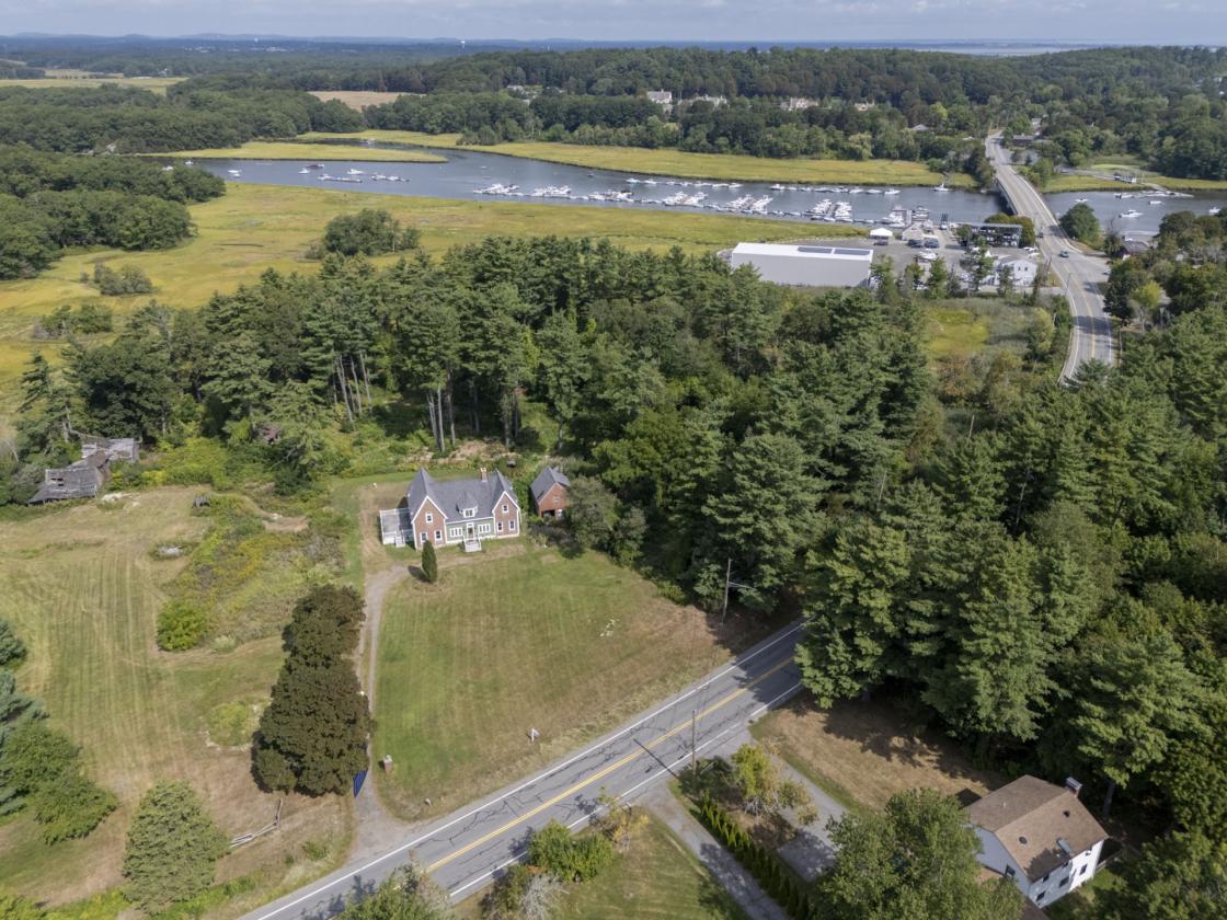 16.9 acres of equestrian potential with marshland - photo 10