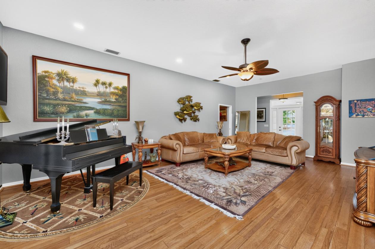 Premier 5 Acre Equestrian Estate - photo 4