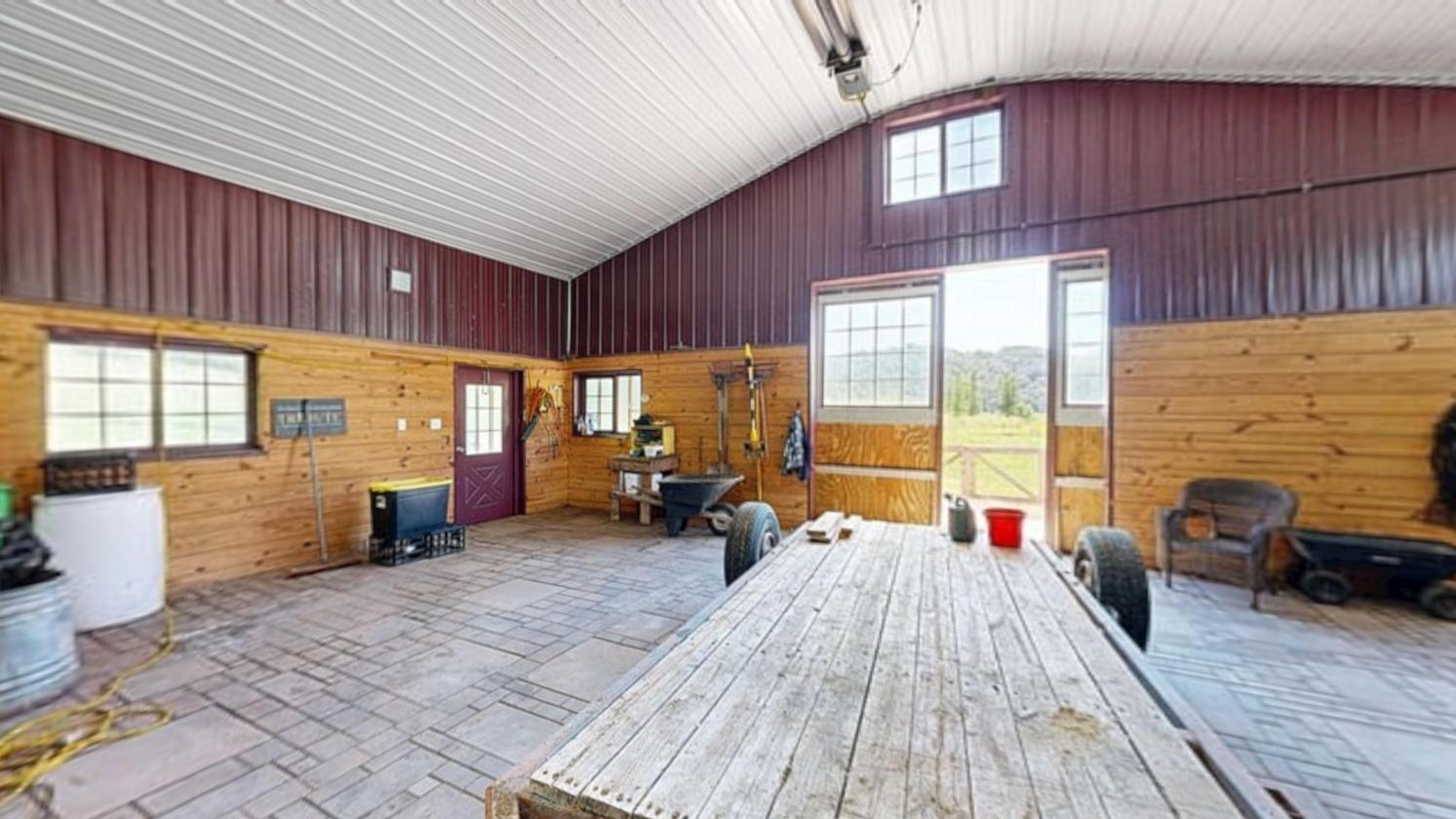 Horse/Hobby Farm on 17 Acres - photo 18