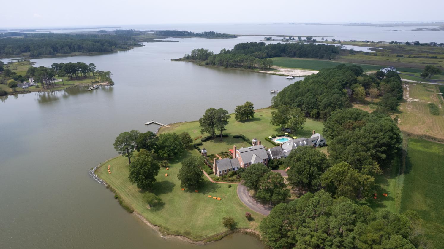 Waterfront Equestrain Luxury Estate - photo 1