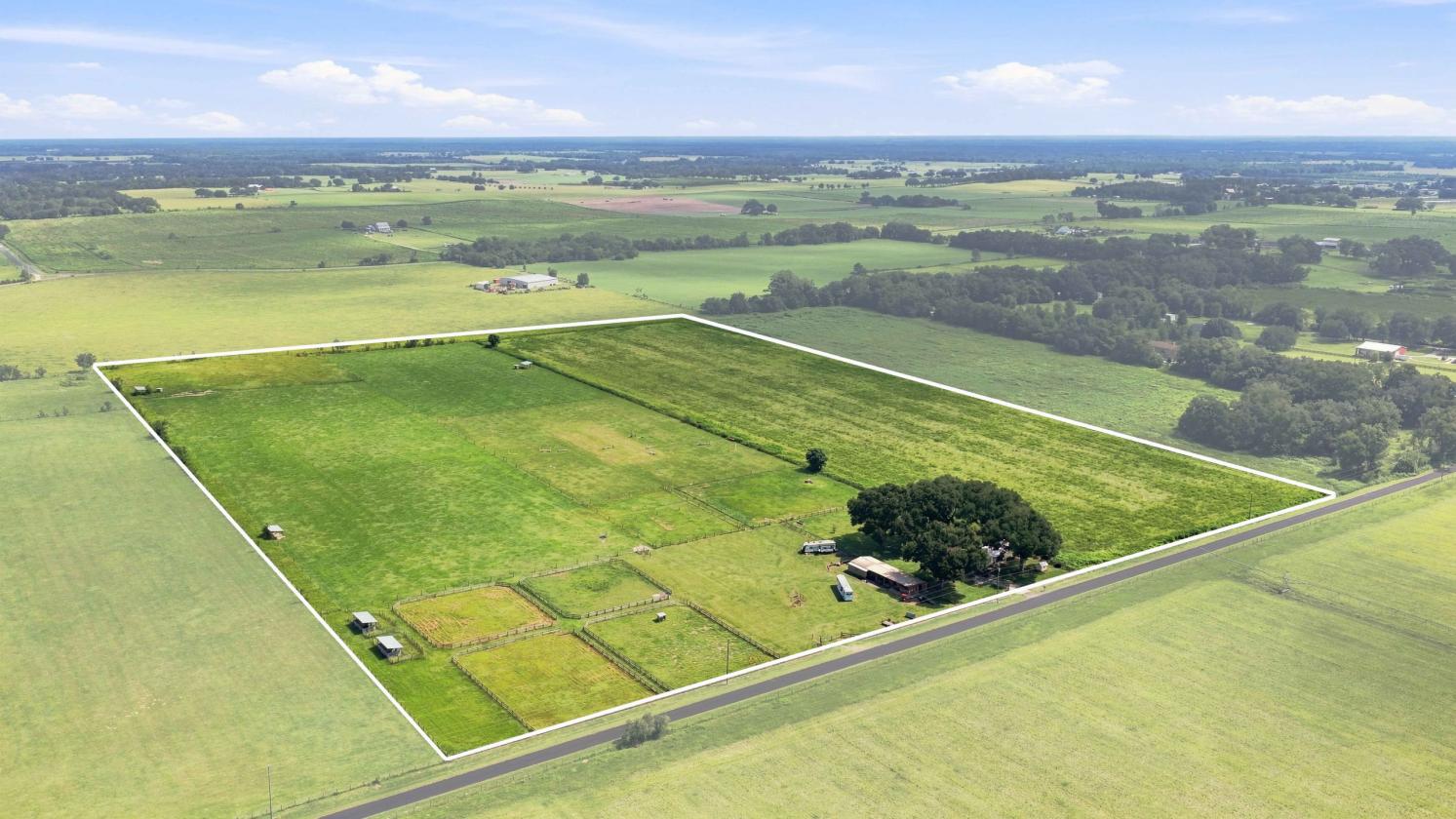 Exceptional 31-Acre Equestrian Property - photo 1