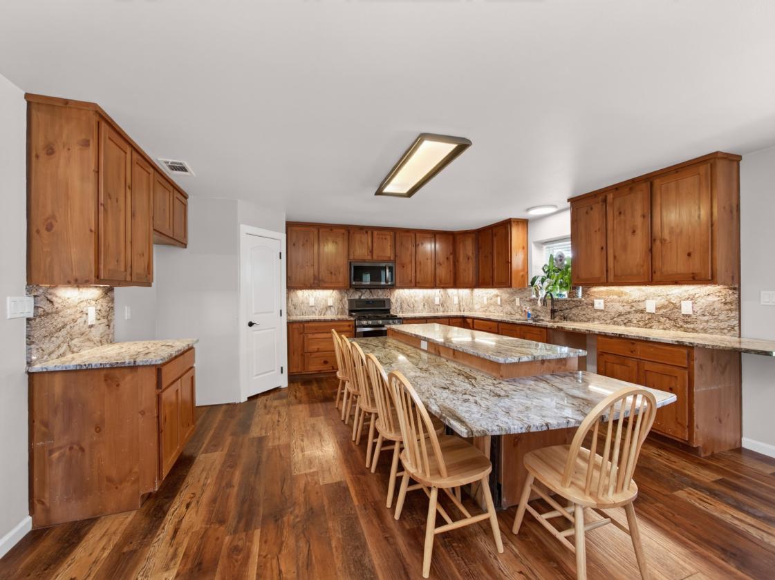 Unrestricted and Ag-Exempt 45-Acre Ranch - photo 7