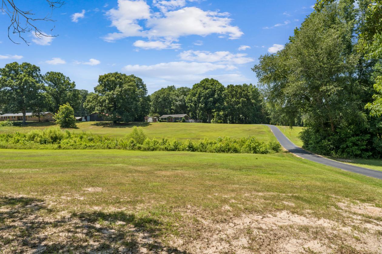 1,000 feet of river frontage!!! - photo 5