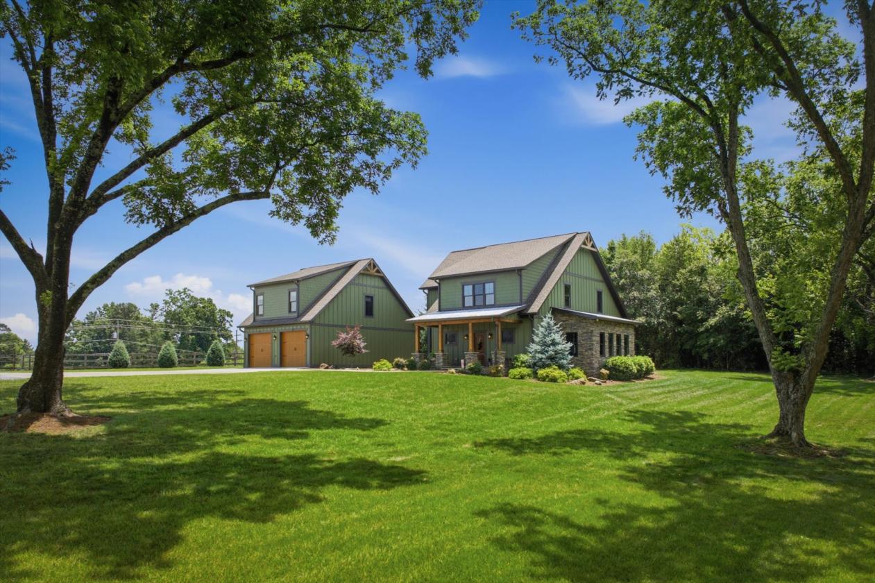 7 Acre Horse/Hobby Farm with Craftsman Style Home - photo 1