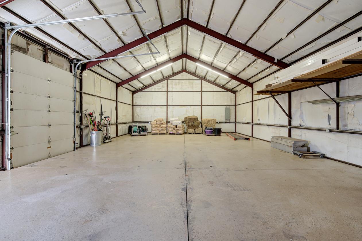 Luxury Horse Property - photo 17