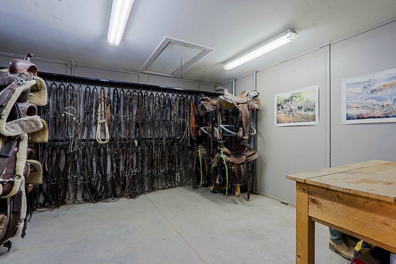 *PRICE Drop*PREMIER EQUESTRIAN TRAINING FACILITY - photo 15