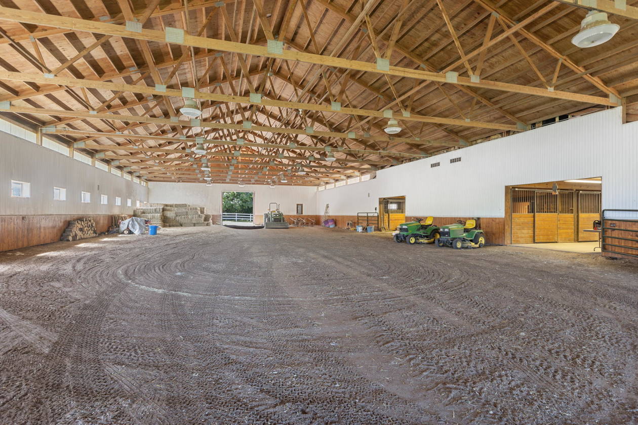 NEW PRICE! 38 ACRE HORSE FARM! - photo 23