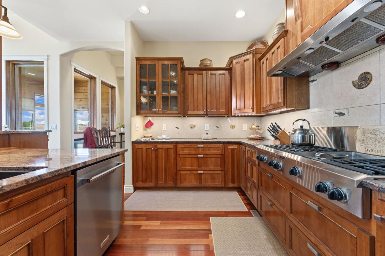 Luxury Equestrian Estate 14.3 Acres Fully Remodeled - photo 14