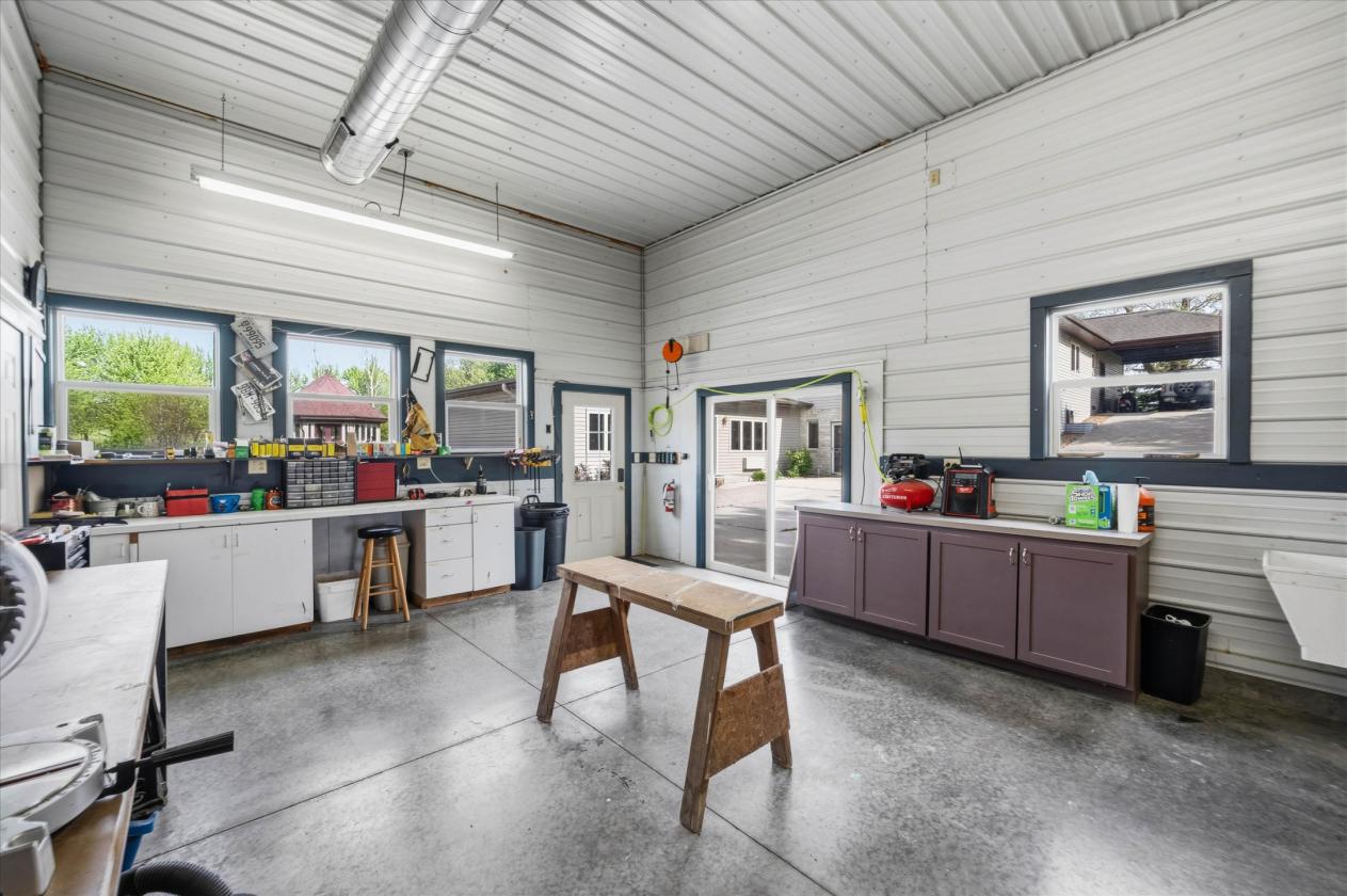 Luxury Equestrian Estate w/ Indoor & New Outdoor - photo 27